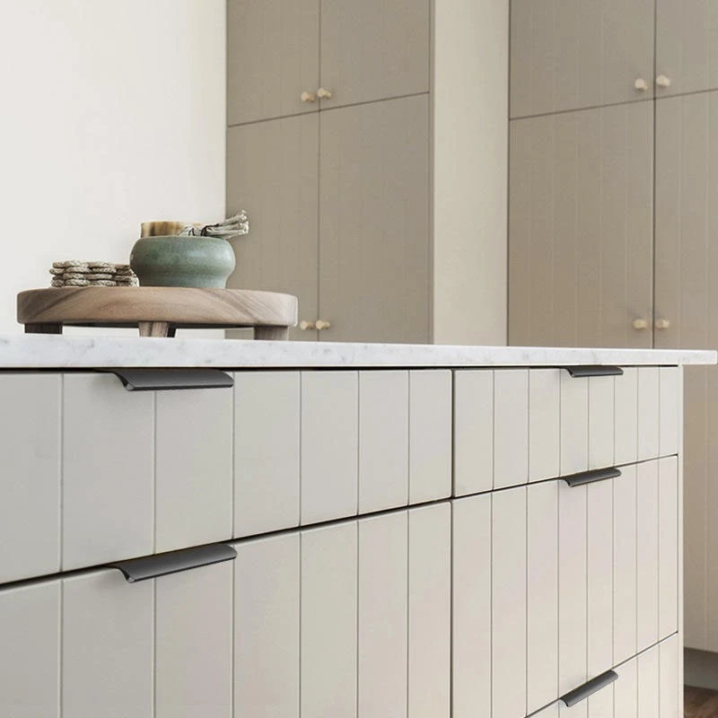 aluminium cabinet handles (4)